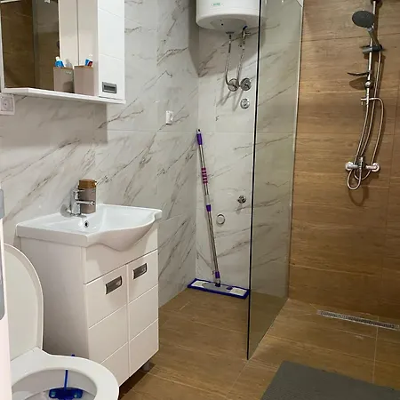 Prenociste Silver Lux Srebrno Jezero 6 Veliko Gradiste